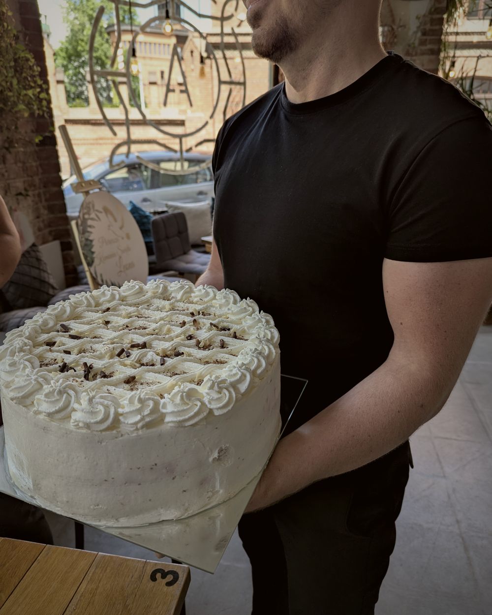 Tort z bitą śmietaną prosto z kuchni